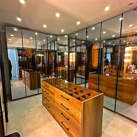 Cloud Nine By Alara - Luxury Private Pool And Garden