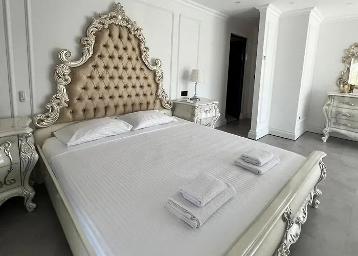 Cloud Nine By Alara - Luxury Private Pool And Garden Вилла *