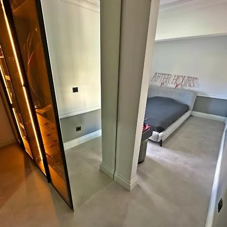 Villa 6-room With Private Pool And Garden
