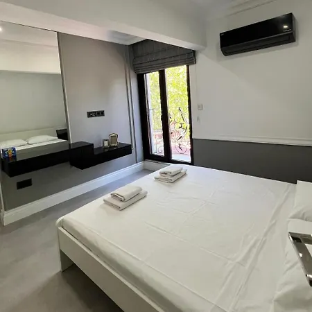 Villa Cloud Nine By Alara - Luxury Private Pool And Garden Istanbul