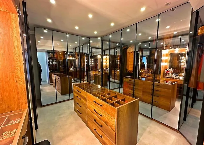 Cloud Nine By Alara - Luxury Private Pool And Garden